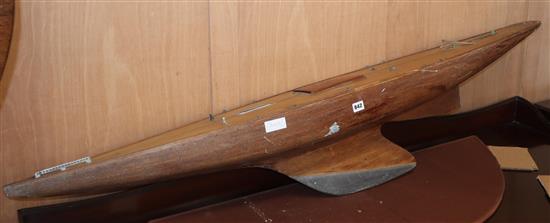 A large early 20th century pond yacht with lead weighted hull, markings for Crawley Mariners Yacht Club L.160cm